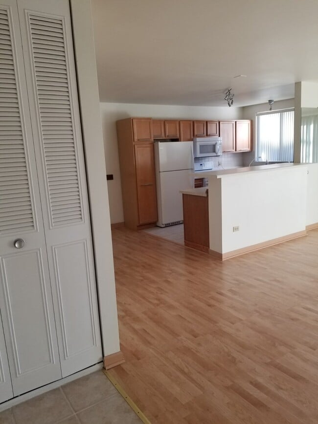 Foto del edificio - 290 N Westgate Rd