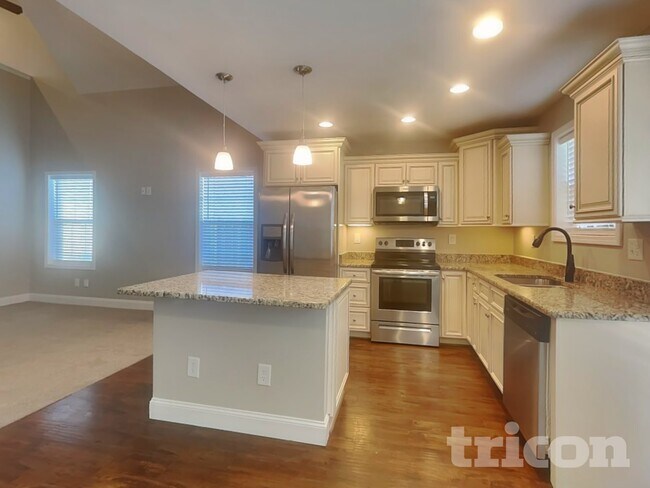 Foto del edificio - 2013 Mansker Dr