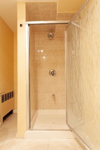 Foto del edificio - 321 W Valley Stream Blvd