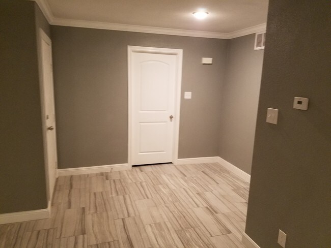 Foto del edificio - 1003 Roky Ct