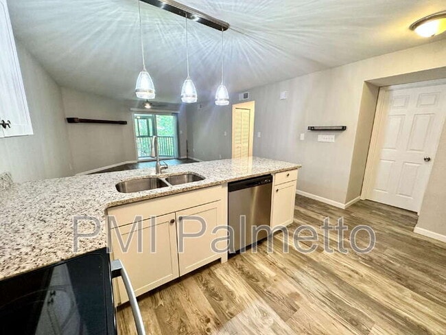 Building Photo - 405 Harbison Blvd