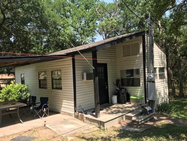 Primary Photo - 433 County Rd 1768