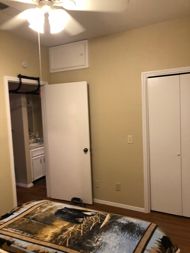 Foto del edificio - Cottonwood