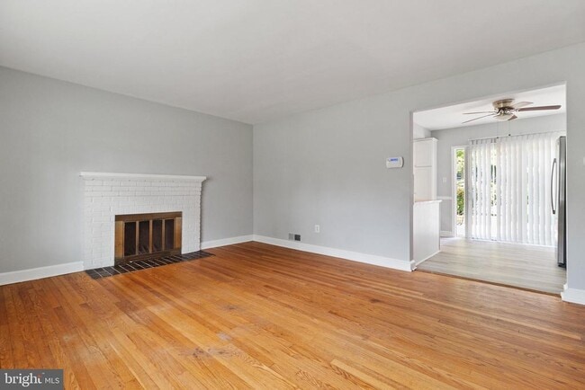 Foto del edificio - 5601 Dawes Ave