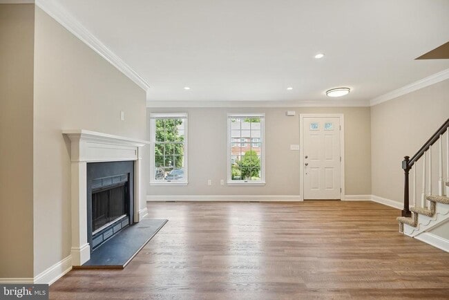 Building Photo - 5400 Wissahickon Ave