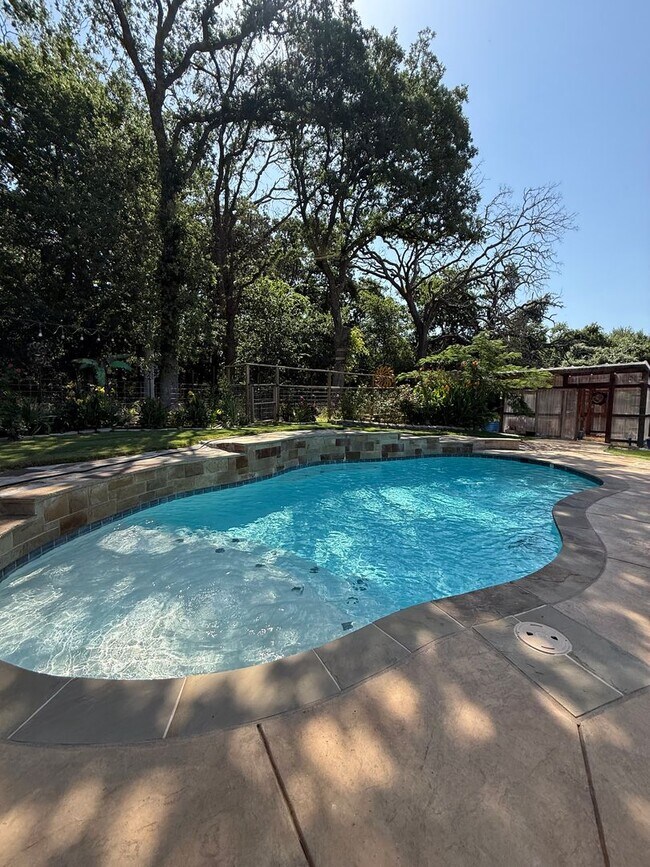 Foto del edificio - Beautiful 2 bedroom, 2.5 bath POOL home!!!!