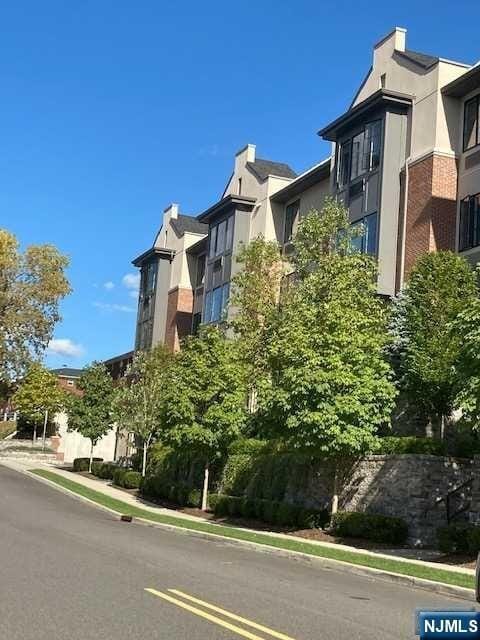 Foto del edificio - 461 Palisades Blvd