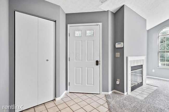 Building Photo - 2 br, 2 bath Condo - 301 Villa Oaks Ln