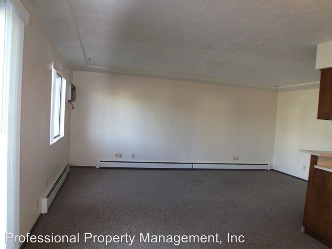Building Photo - 1506 Ernest Ave