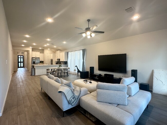 Foto del edificio - 31411 Splitting Willow Ln