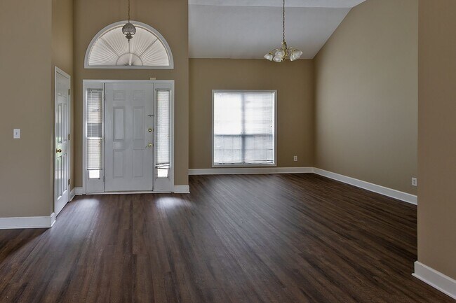 Building Photo - Home in Prattville
