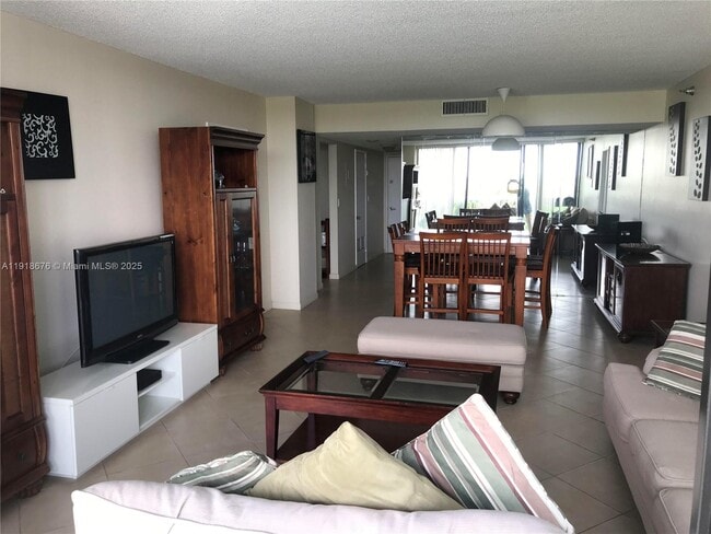 Foto del edificio - 20515 E Country Club Dr