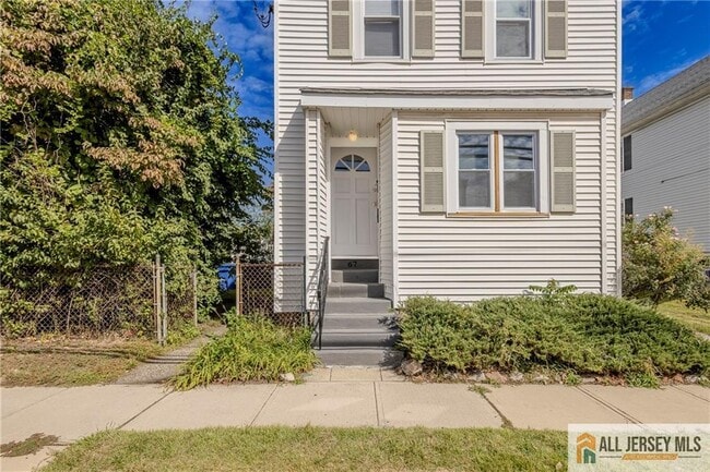Building Photo - 67 Prentice Ave