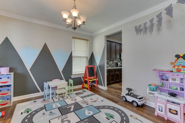 Building Photo - 115 Farrand Dr