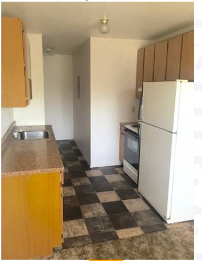 Foto del edificio - 344 Caswell Ave W