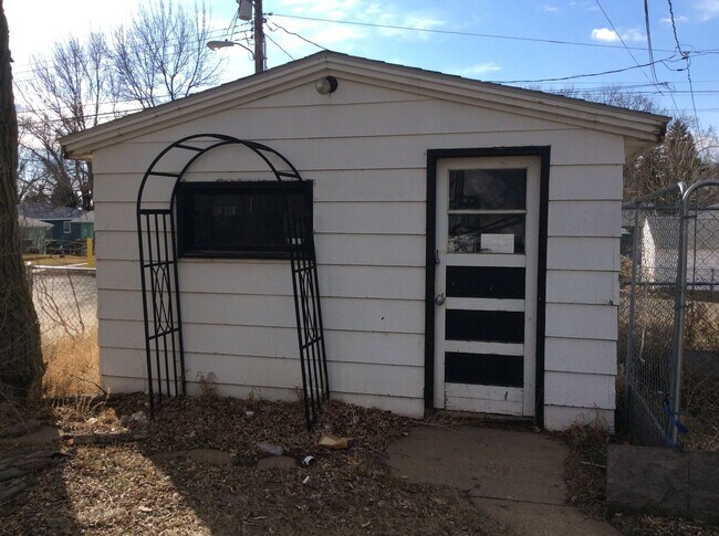 Foto del edificio - 3 bedroom, 2 bath Single Family house