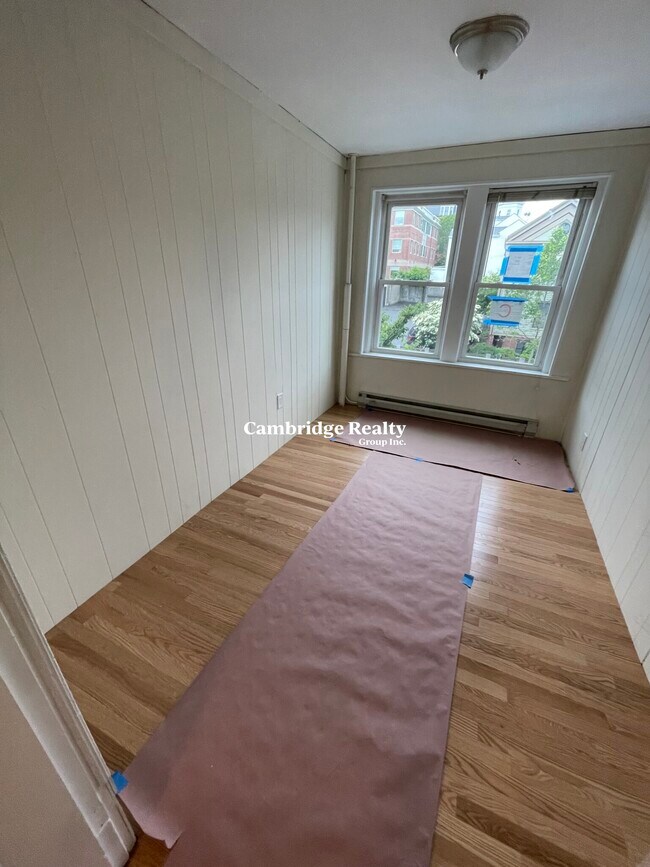 Building Photo - 359 Cambridge St