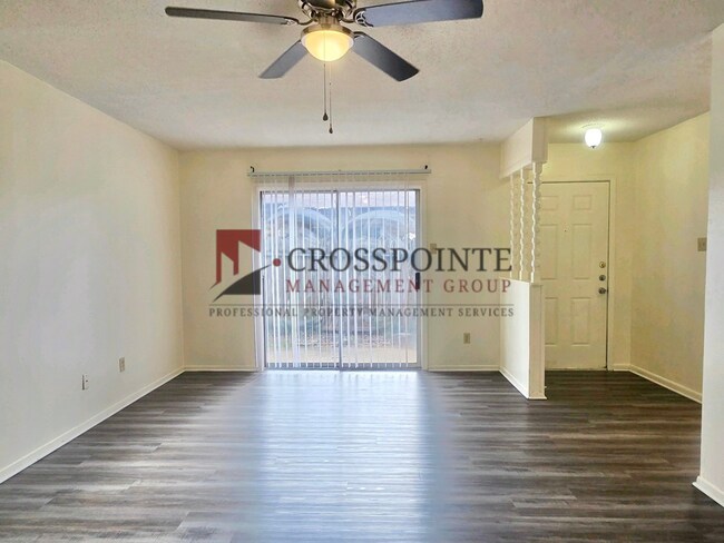 Foto del edificio - Tour Today! 3 Bedroom, 2 Bathroom Unit!