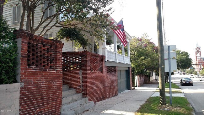 Building Photo - 14 S 3rd St