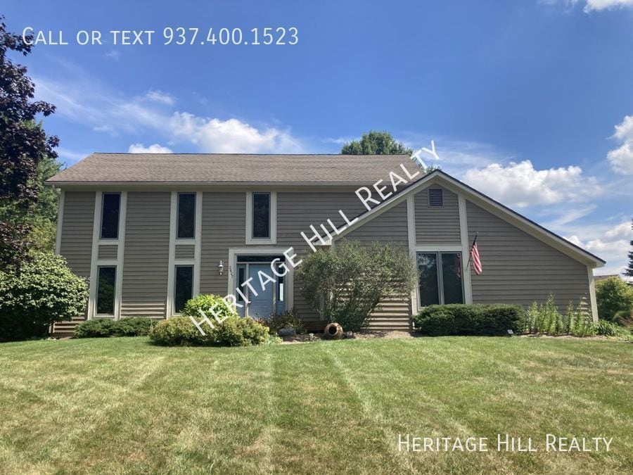 Beautiful 4 bedroom, 2 full/2 half bath ho... House for Rent in