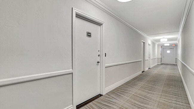 Foto del edificio - 3800 Galt Ocean Dr