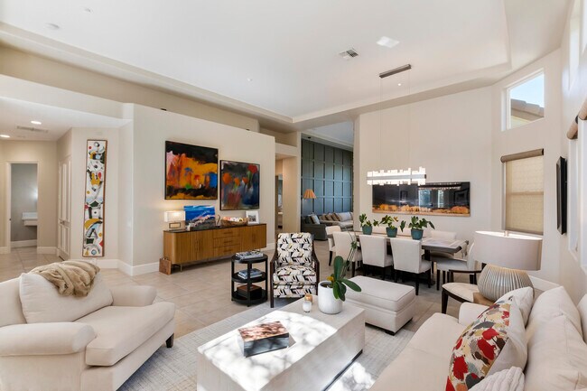 Building Photo - 78688 Cabrillo Way