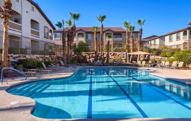 Foto del edificio - 2305 W Horizon Ridge Pky