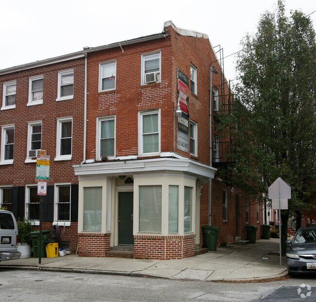 Building Photo - 797 Carroll St