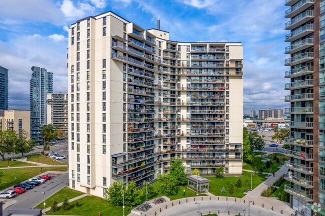 Building Photo - Poplar Grove
