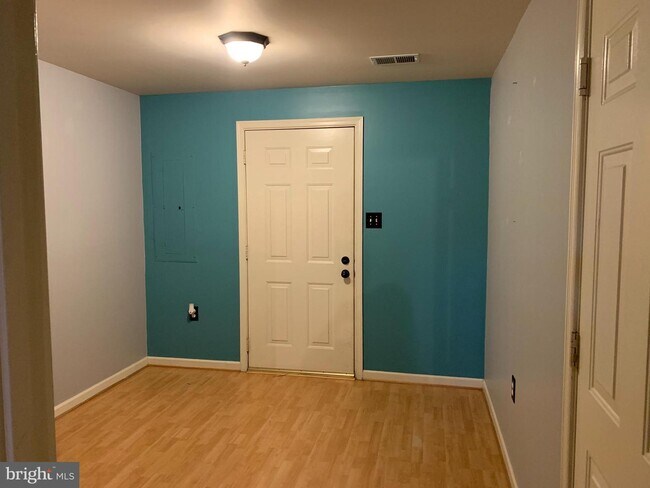 Building Photo - 47 Quince Tree Dr