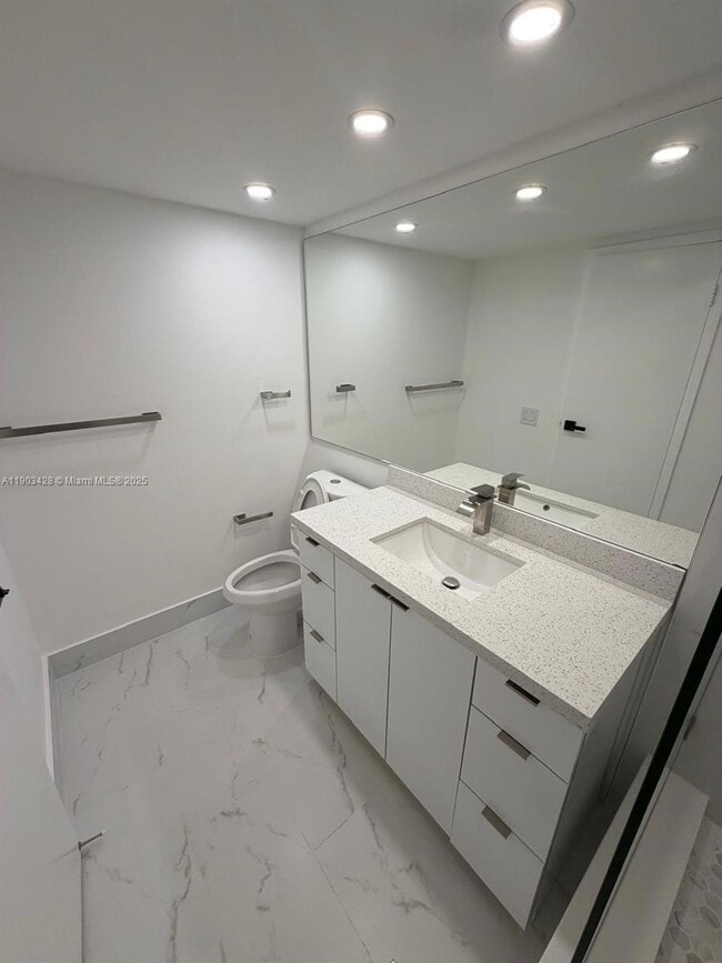 Building Photo - 801 Three Islands Boulevard