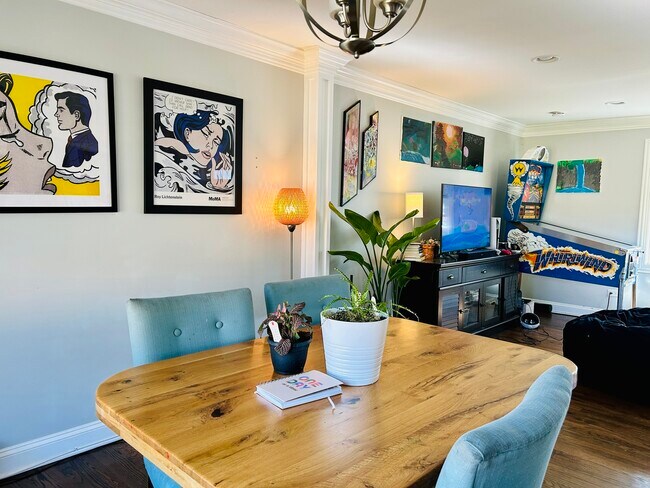 Foto del edificio - 129 Tupelo Ave