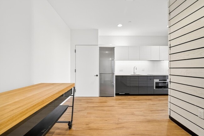 Building Photo - 57 N St NW