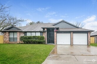 Building Photo - 212 Sunset Dr