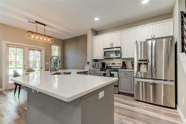 Building Photo - 14141 Citrus Crest Cir