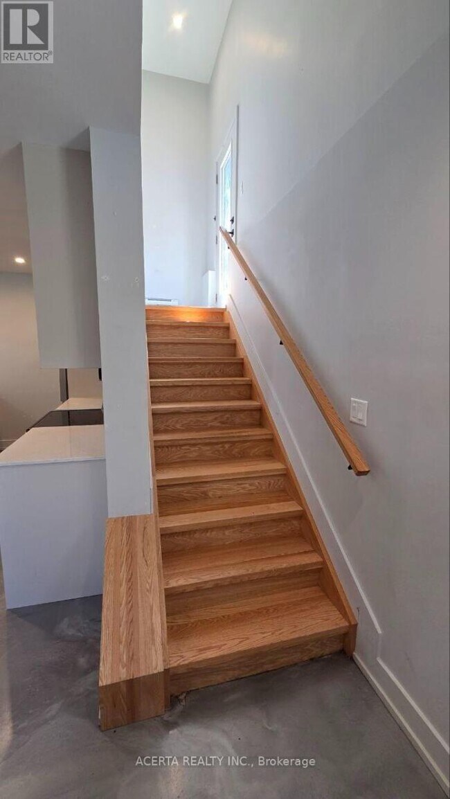 Photo du bâtiment - 1252 Trenton Ave