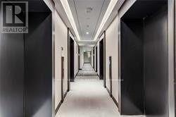 Building Photo - 2221 Yonge St