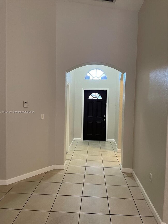 Building Photo - 2296 SW 156th Ct