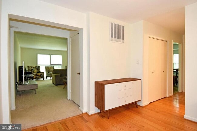 Foto del edificio - 3714 Carriage House Ct