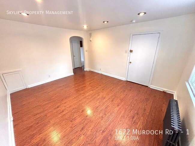 Building Photo - 1622 Murdoch Rd