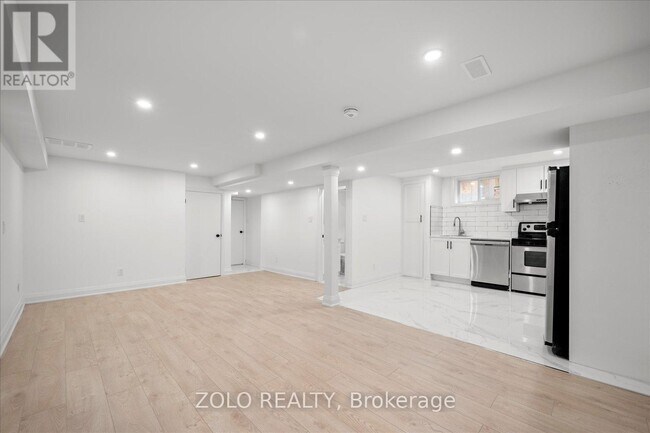 Building Photo - 278 Alex Doner Dr