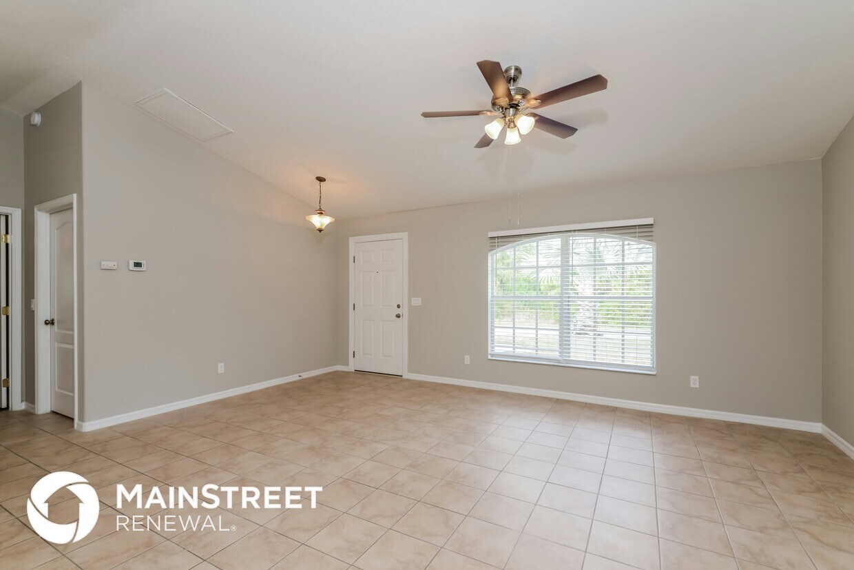 Foto principal - 5094 Burnside St