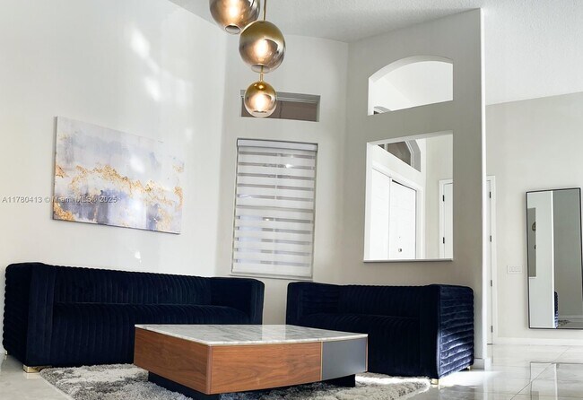 Foto del edificio - 5341 SW 33rd Terrace