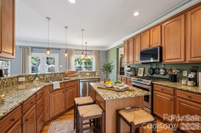 Foto del edificio - 8348 Rocky River Rd