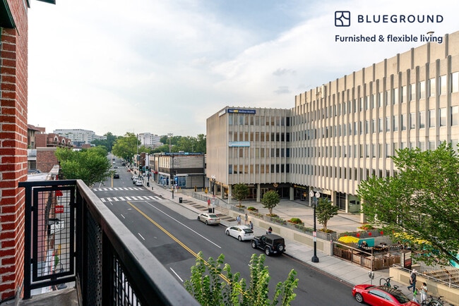 Building Photo - 2210 Wisconsin Ave NW