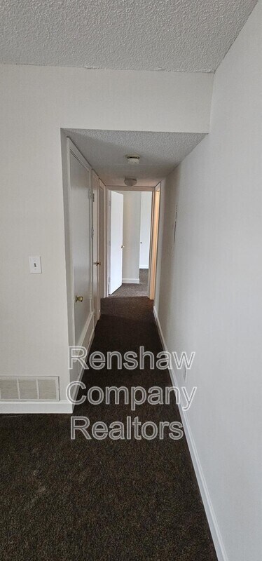 Foto del edificio - 142 Harrison Rd