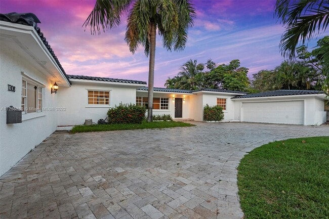 Building Photo - 1308 Seabreeze Blvd
