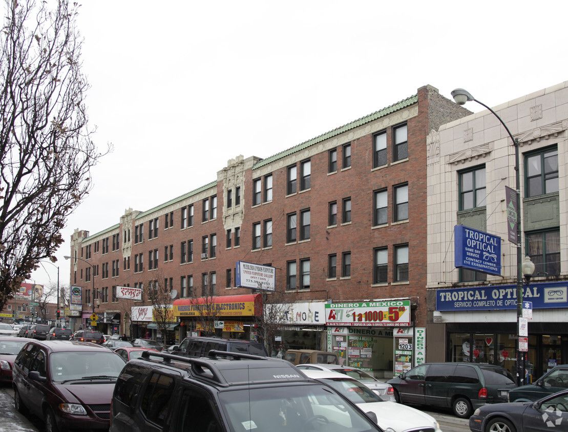 Building Photo - 2779 N Milwaukee Ave