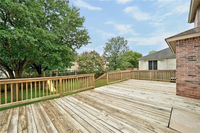 Building Photo - 11309 Kingsgate Dr