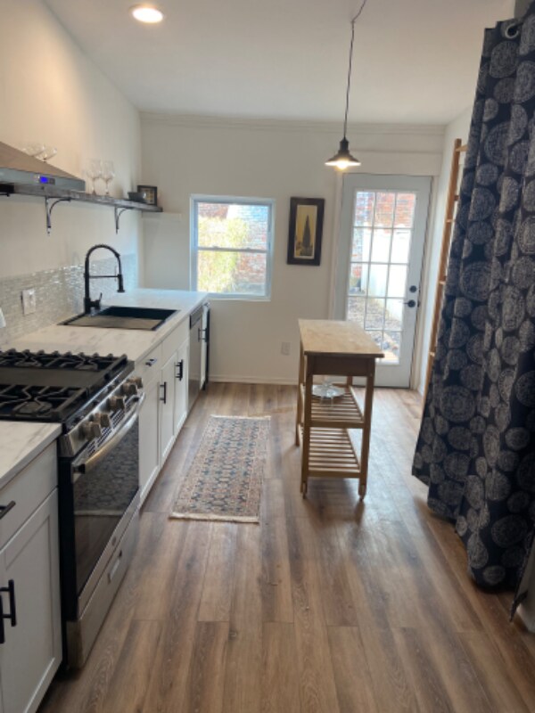 Foto principal - 450 Belgrade St